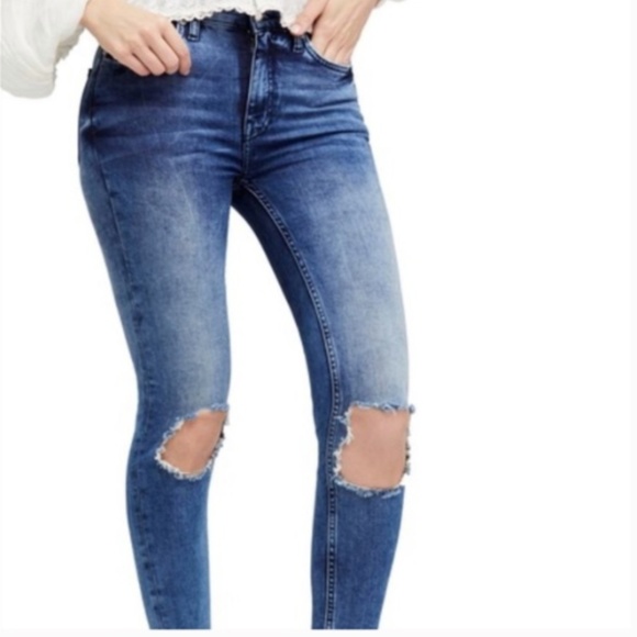 Free People Denim - Free People High Waist distress Skinny Jeans sz 29